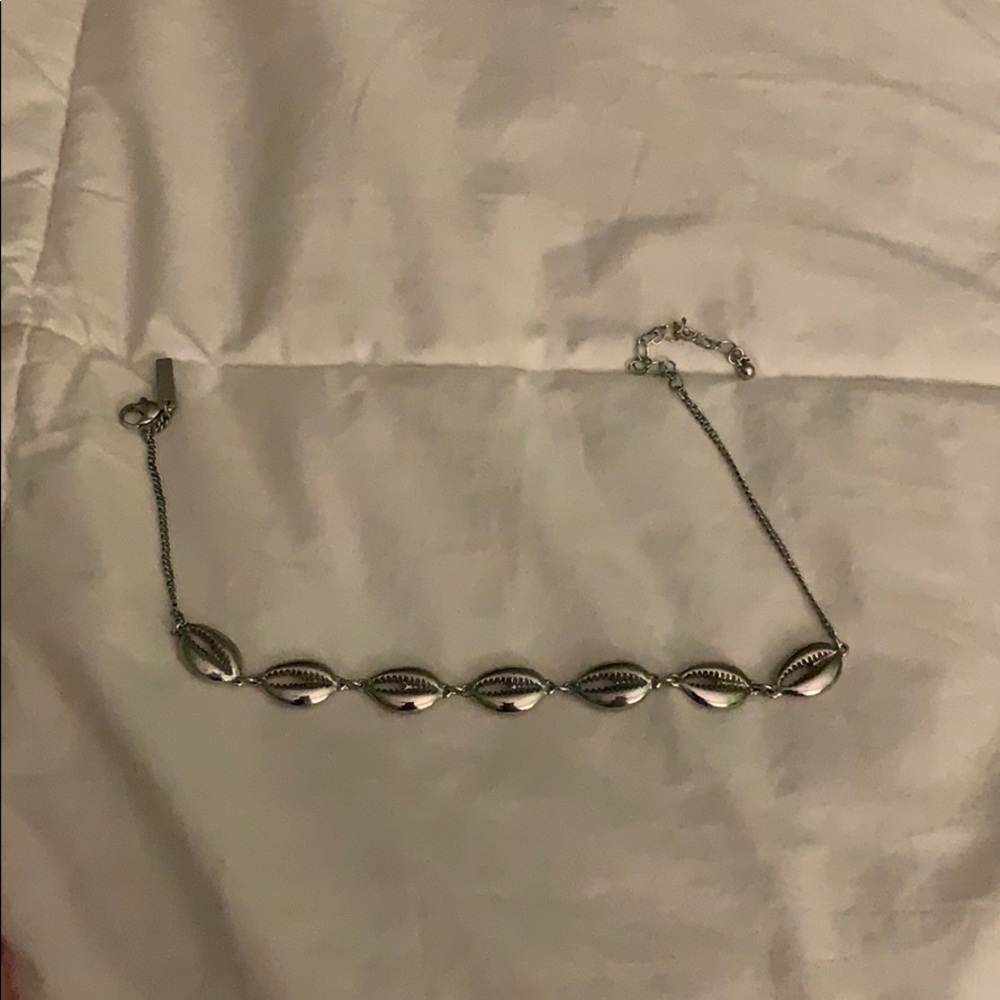 Silver Shell Choker
